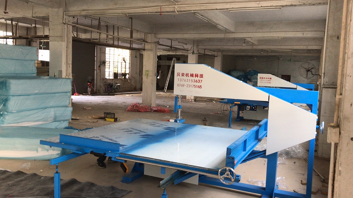 EVA小型型蜂窩紙板立切機，新型導電泡棉立切機