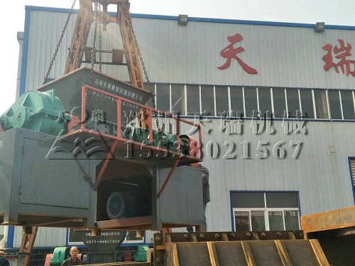 只有日常做好保養(yǎng)，才能讓紙廠(chǎng)料撕碎機(jī)經(jīng)久耐用