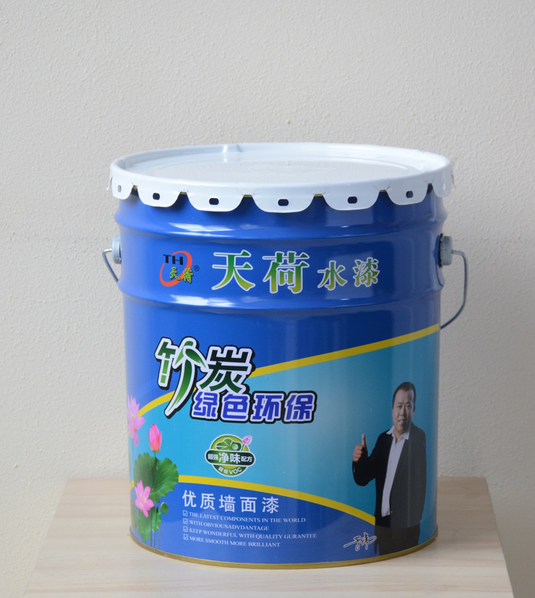 外墻乳膠漆價(jià)格//外墻丙烯酸價(jià)格//濟(jì)南外墻漆廠家/外墻涂料